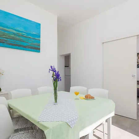 Dream Apartman Mimice